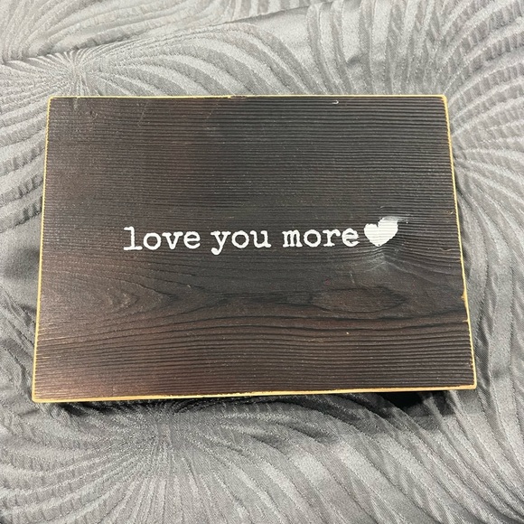 Hang it anywhere on you home or just put it on any table - Picture 1 of 3